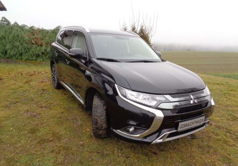 Mitsubishi Outlander, 2020