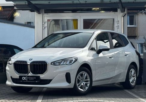 BMW 220, 2023 2