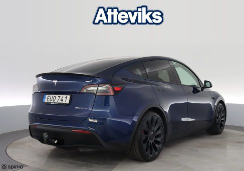 Tesla Model Y, 2023 3