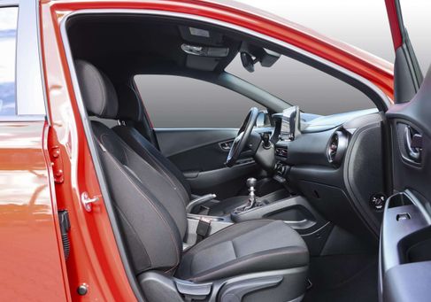Hyundai Kona, 2023 3
