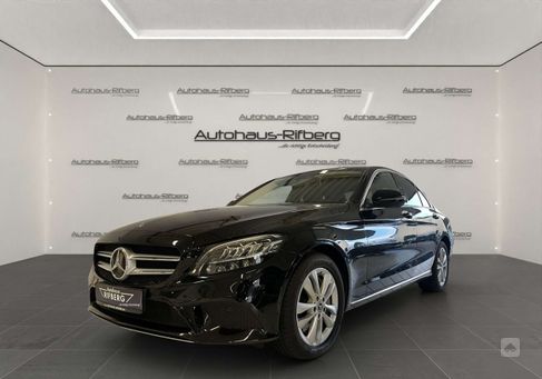 Mercedes-Benz C 300, 2021