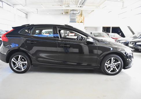 Volvo V40 Cross Country, 2019