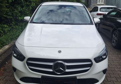 Mercedes-Benz B 180, 2020