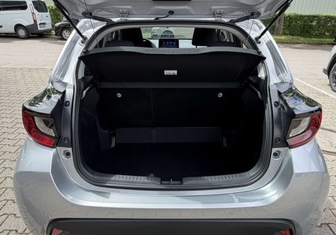 Mazda 2, 2025 3
