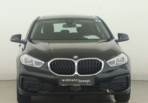 BMW 118, 2023