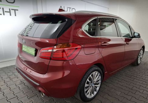 BMW 220, 2018 3