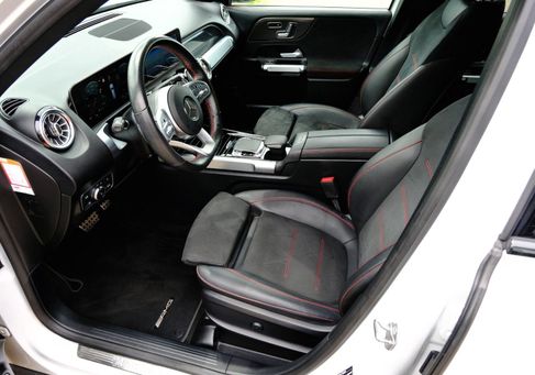 Mercedes-Benz GLB 180, 2021