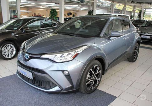 Toyota C-HR, 2022