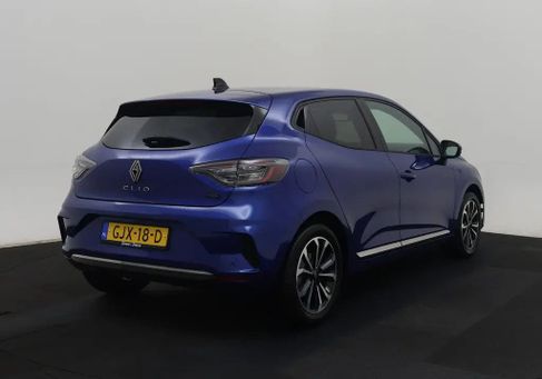 Renault Clio, 2024 3