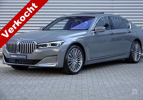 BMW 745, 2021