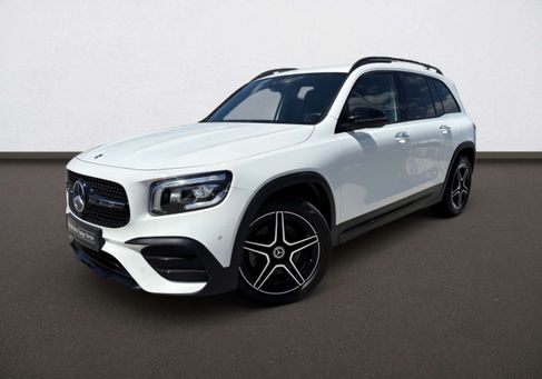 Mercedes-Benz GLB 200, 2023