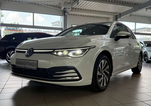 Volkswagen Golf, 2021 3