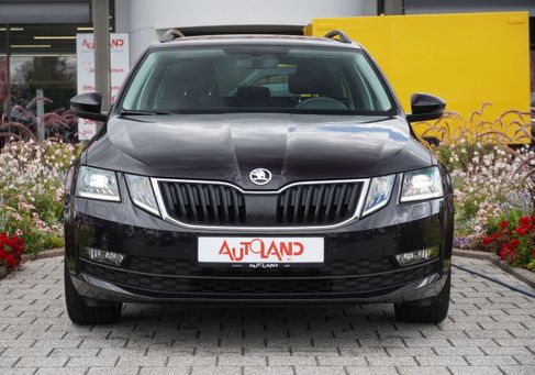 Skoda Octavia, 2019 3