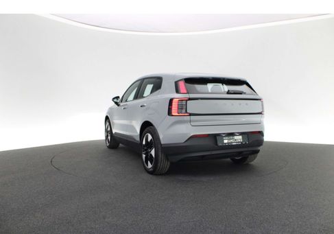 Volvo EX30, 2024