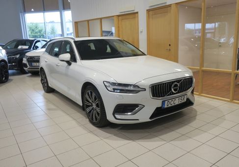 Volvo V60, 2022