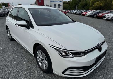 Volkswagen Golf, 2022