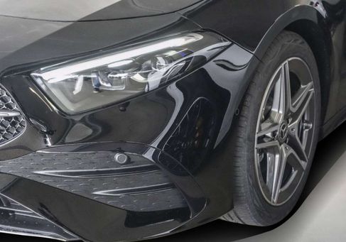 Mercedes-Benz A 200, 2025