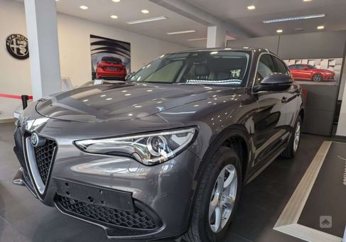 Alfa Romeo Stelvio, 2018