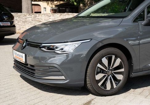 Volkswagen Golf, 2024 3