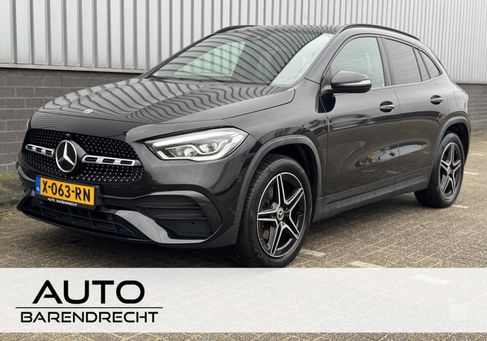 Mercedes-Benz GLA 250, 2021