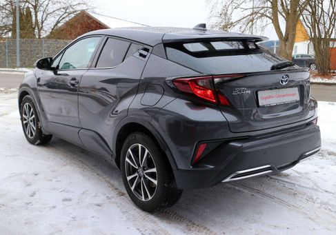 Toyota C-HR, 2021