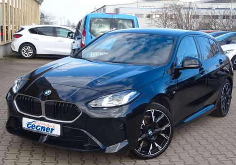 BMW 118, 2025