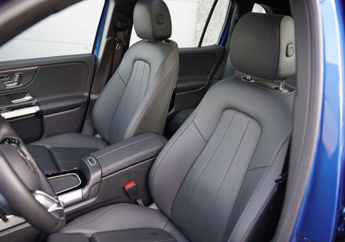 Mercedes-Benz EQB, 2024 3