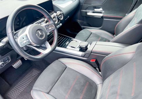 Mercedes-Benz B 200, 2020