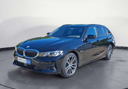 BMW 320, 2022