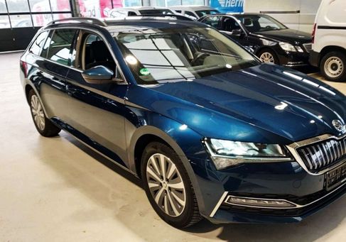 Skoda Superb, 2021 3