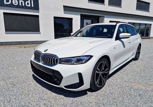BMW 330, 2022