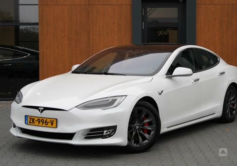 Tesla Model S, 2019