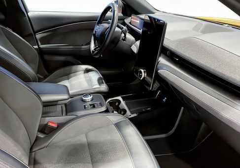 Ford Mustang Mach-E, 2021