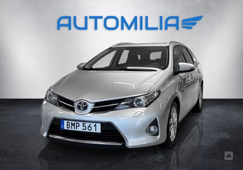 Toyota Auris Touring Sports, 2014