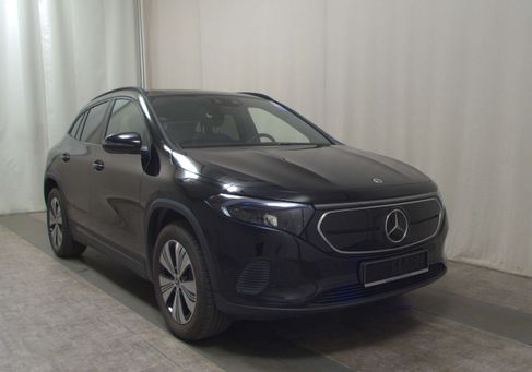 Mercedes-Benz 250, 2023