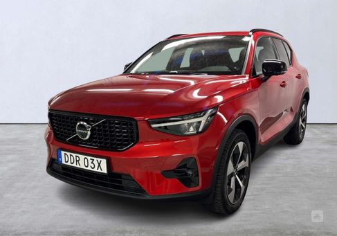 Volvo XC40, 2025