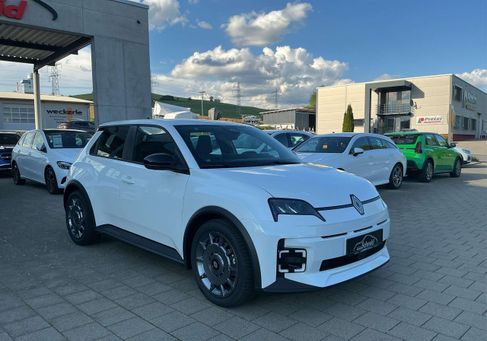 Renault R 5, 2025