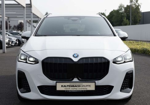 BMW 225, 2023