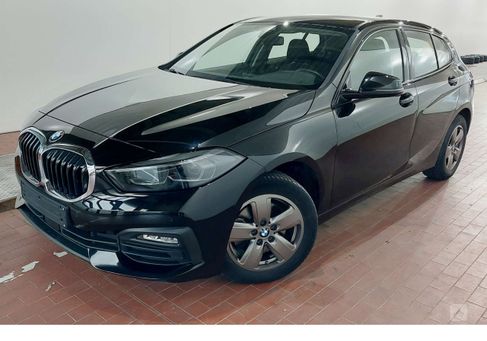 BMW 118, 2022