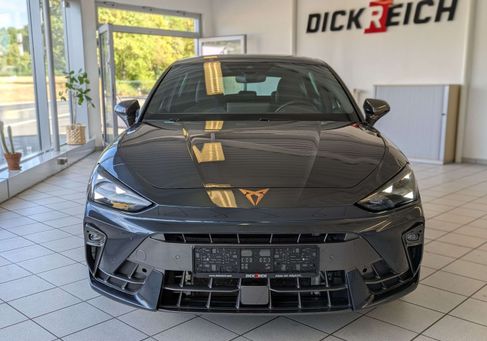 Cupra Leon, 2025