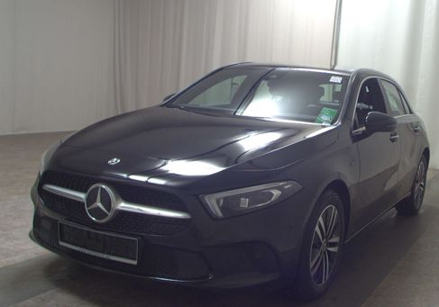 Mercedes-Benz A 250, 2021