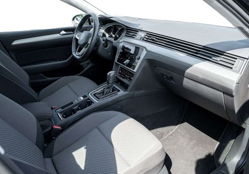 Volkswagen Passat Variant, 2024 2