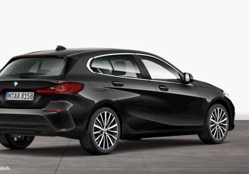 BMW 118, 2023