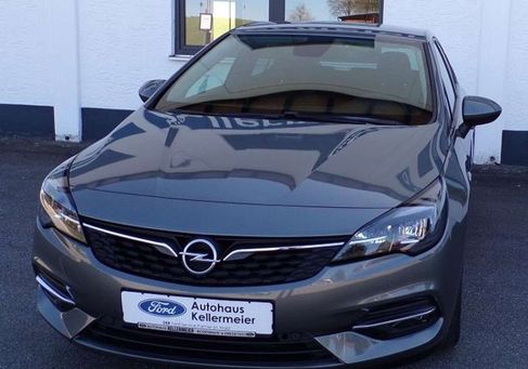 Opel Astra, 2021