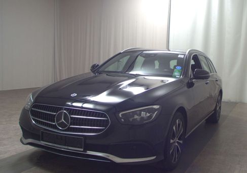 Mercedes-Benz E 300, 2022 2