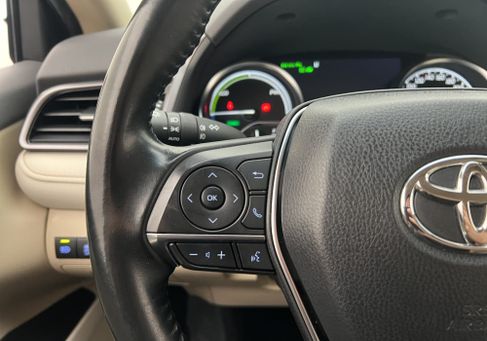 Toyota Camry, 2019