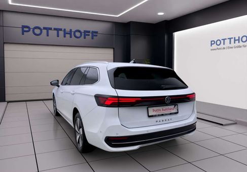 Volkswagen Passat Variant, 2024 3