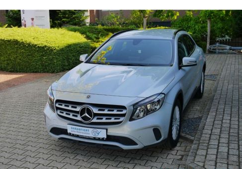 Mercedes-Benz GLA 180, 2019