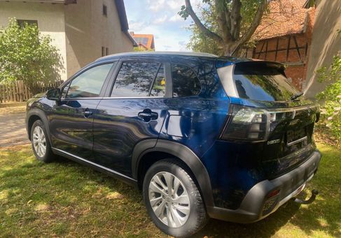Suzuki SX4, 2023 3