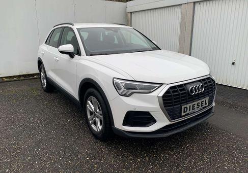 Audi Q3, 2022
